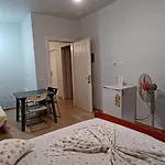 Nuredinaj Apartmán Vlorë