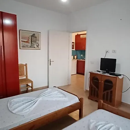 Nuredinaj Apartment Vlorë