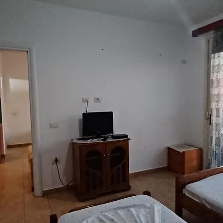 Nuredinaj Vlorë