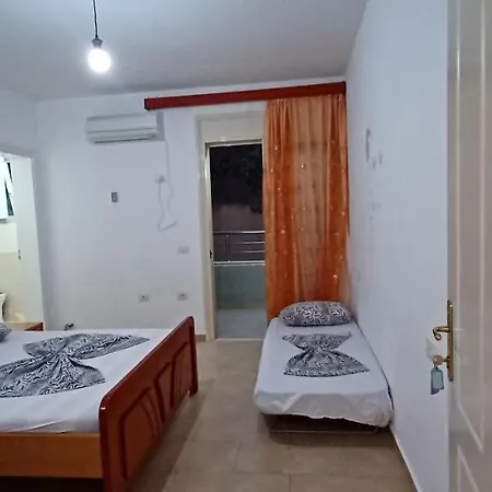 Nuredinaj Vlorë