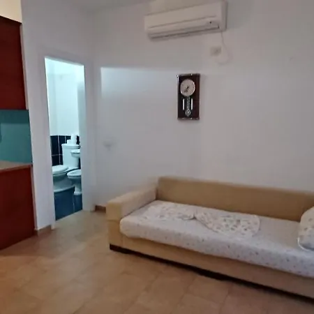 Apartamento Nuredinaj