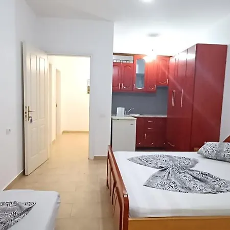 Nuredinaj Apartment *